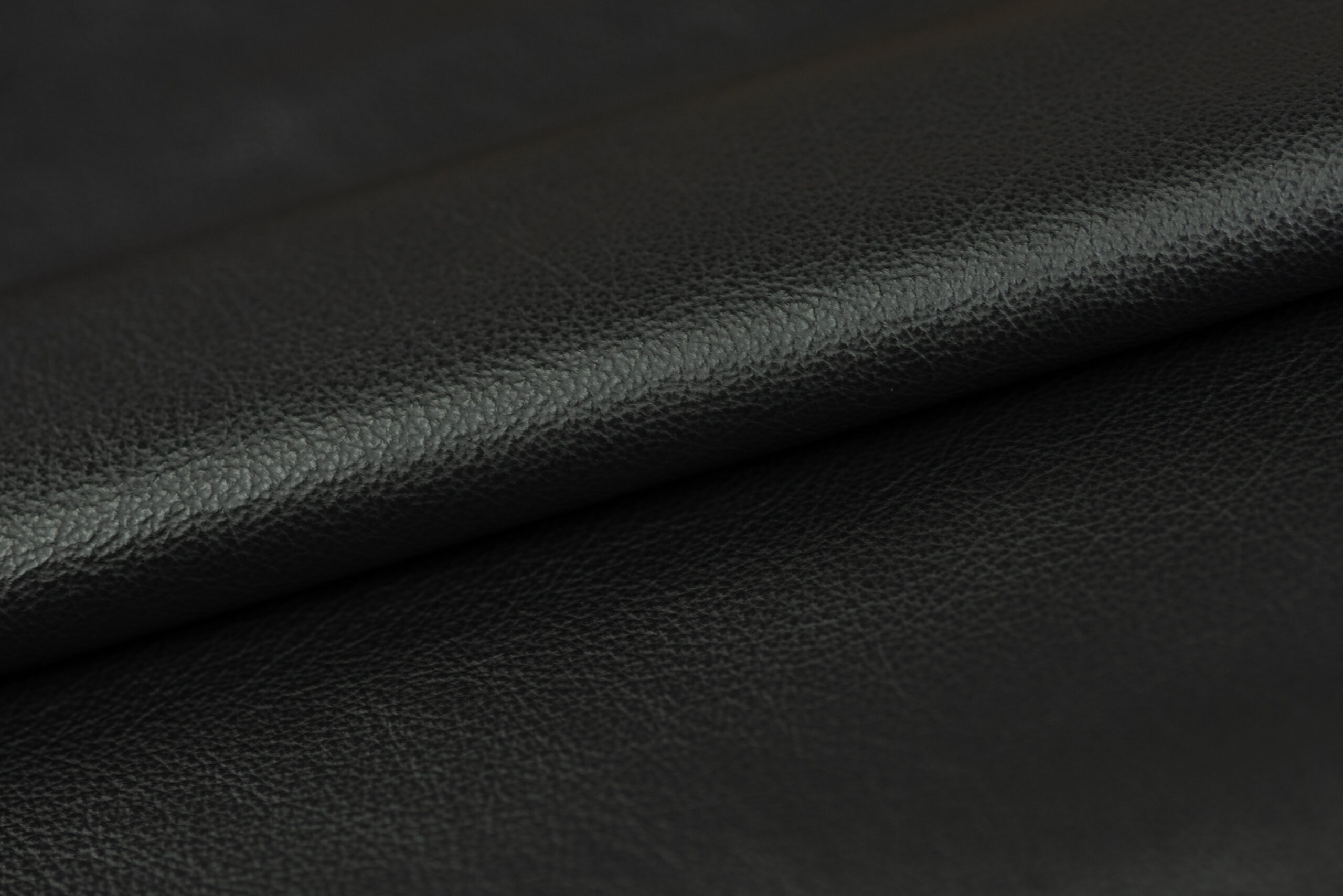 lux black